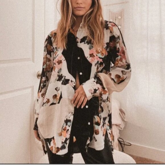 3.1 Phillip Lim for Target Tops - 3.1 Phillip Lim for Target Floral Blouse‎ Size NWOT